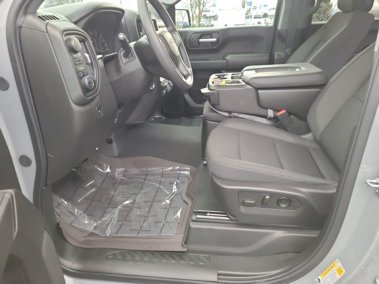 Thumbnail: 2025 Chevrolet Silverado 1500 - 19