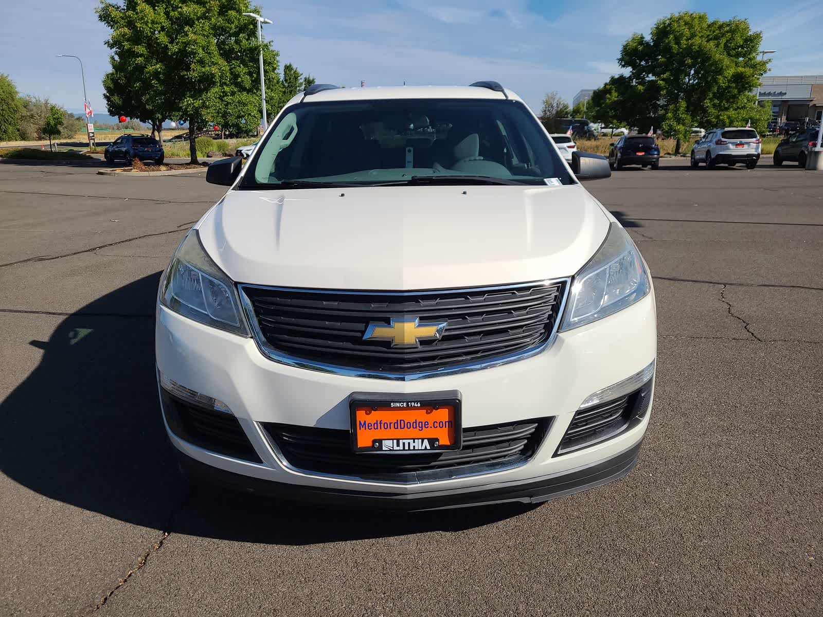 Thumbnail: 2015 Chevrolet Traverse - 14