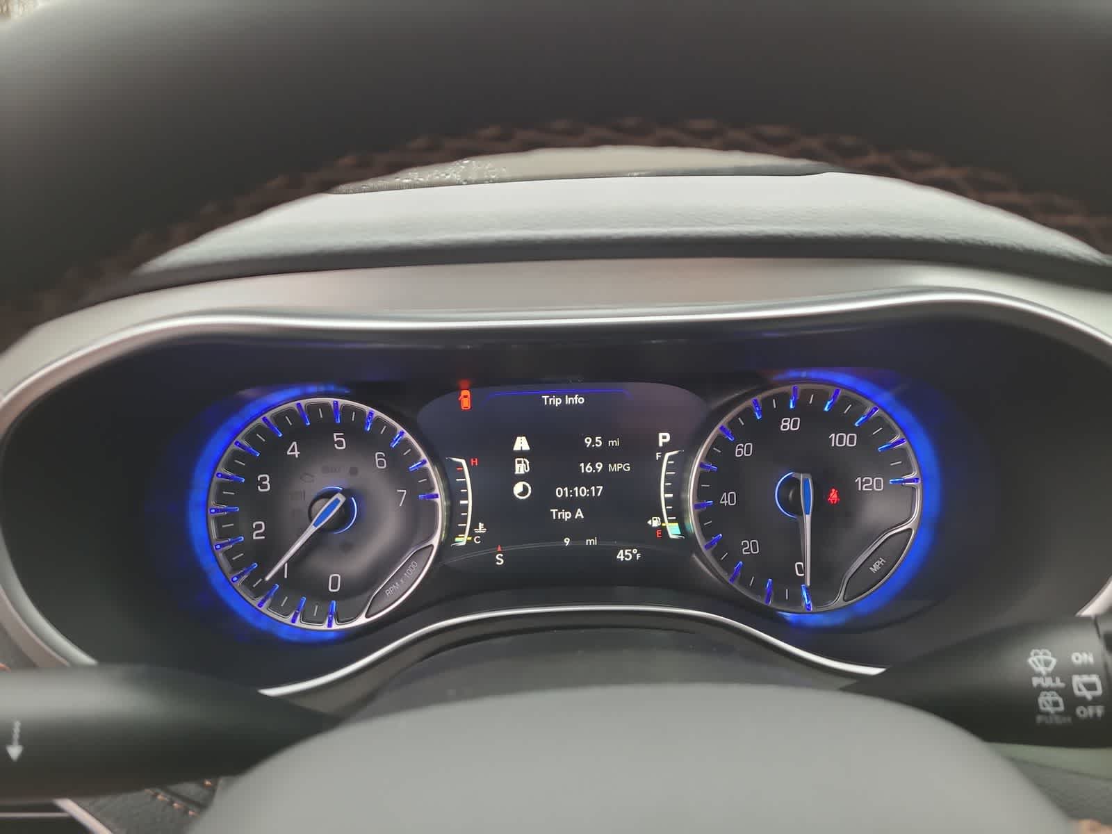 Thumbnail: 2026 Chrysler Pacifica - 26