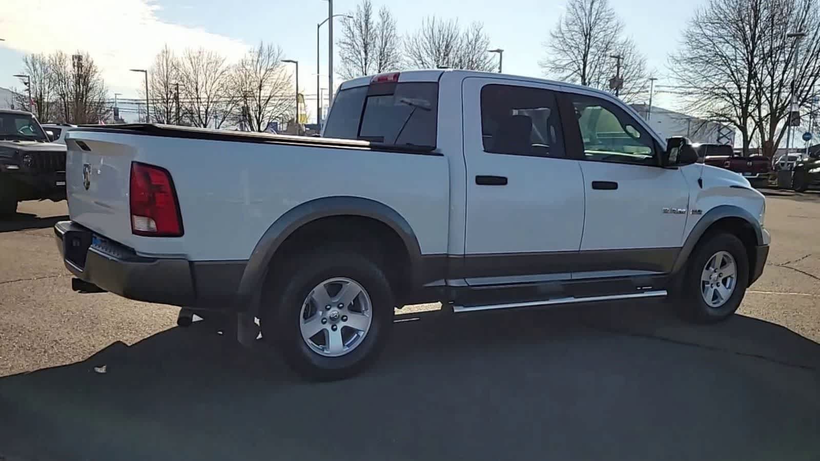 Thumbnail: 2010 Dodge Ram 1500 - 8