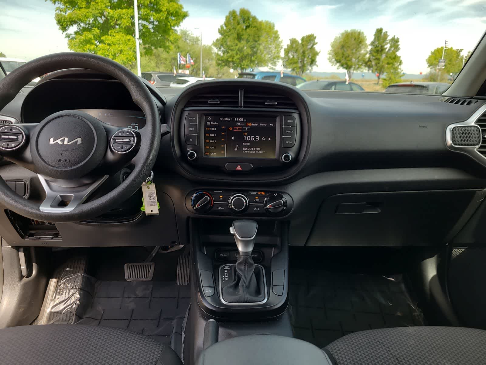 Thumbnail: 2023 Kia Soul - 18