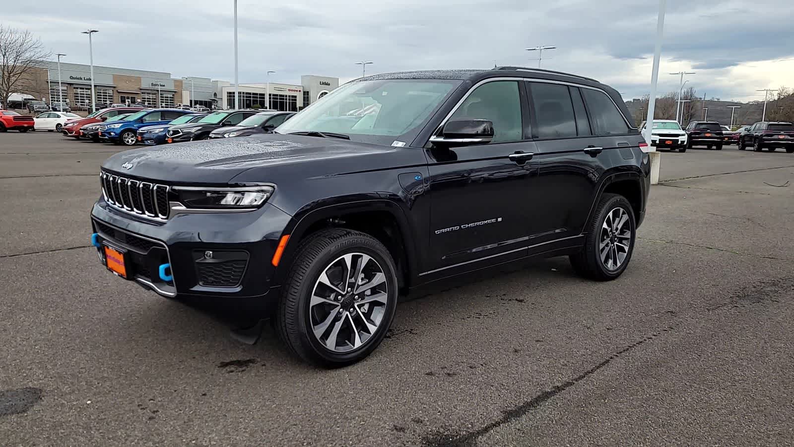 Thumbnail: 2024 Jeep Grand Cherokee - 4