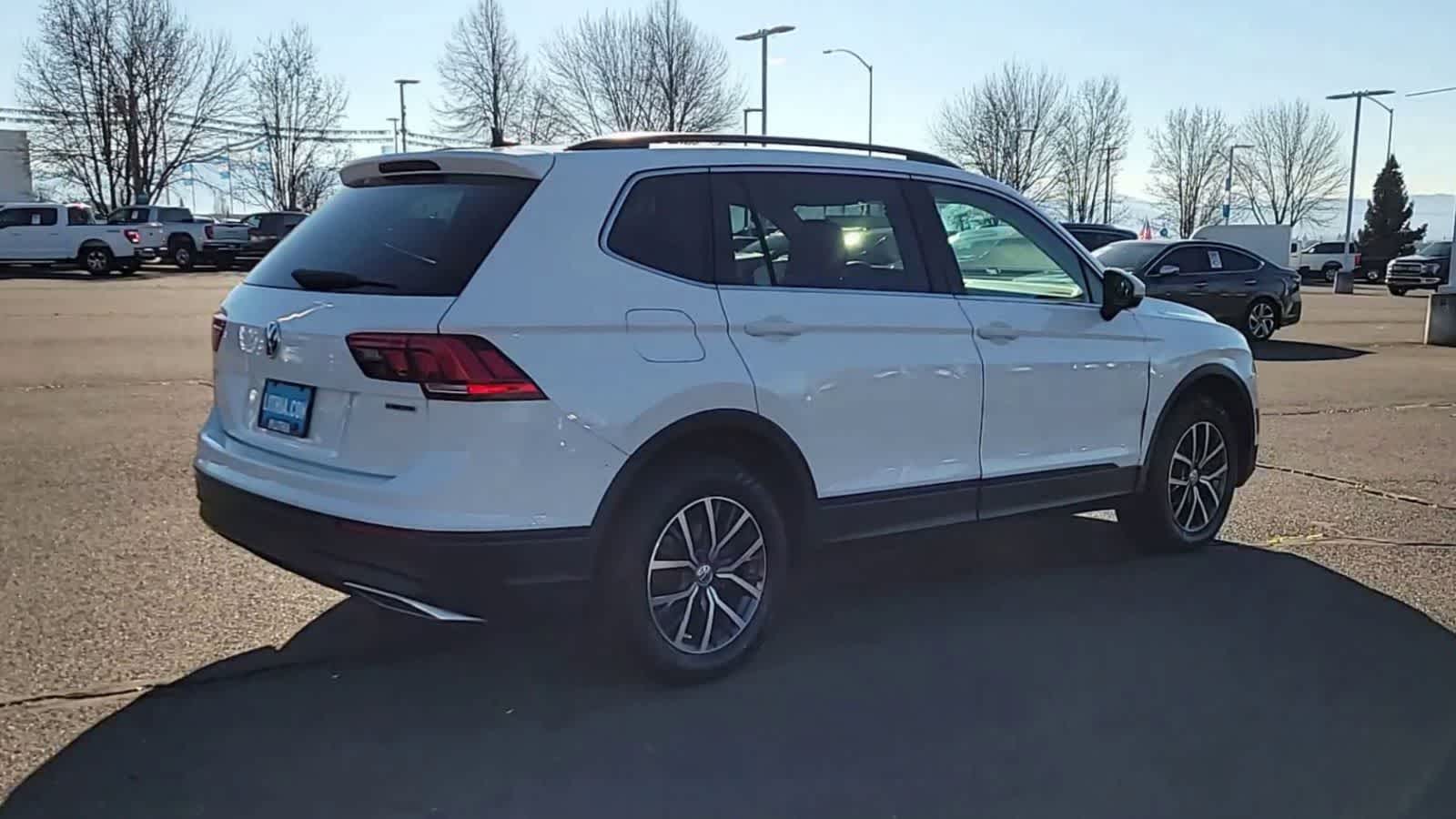 Thumbnail: 2019 Volkswagen Tiguan - 8