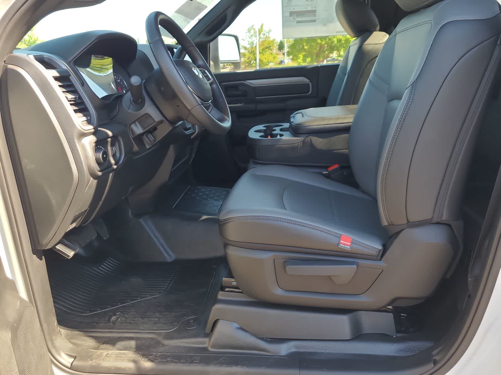 Thumbnail: 2025 RAM 5500 - 19