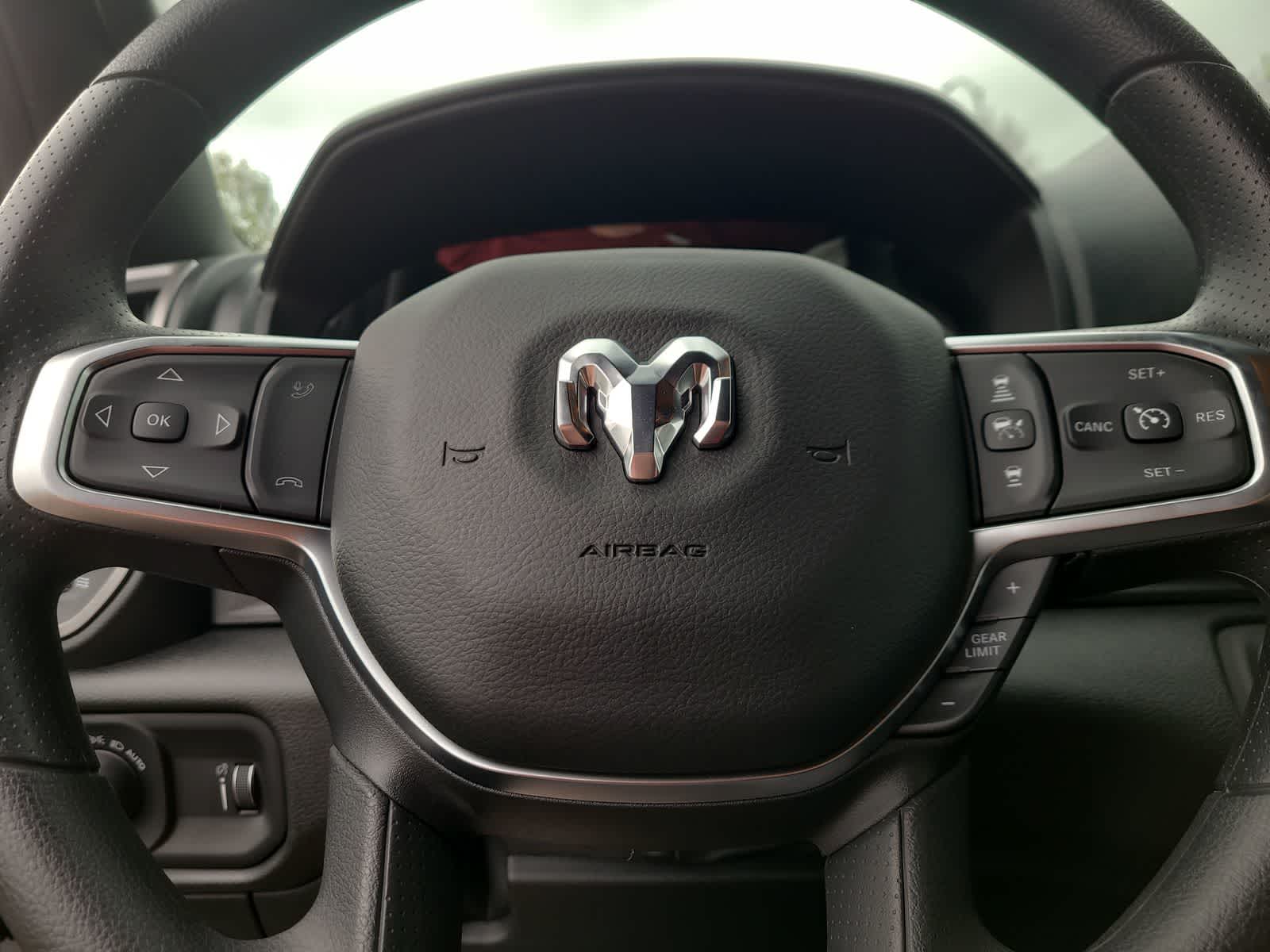 Thumbnail: 2026 RAM 1500 - 23