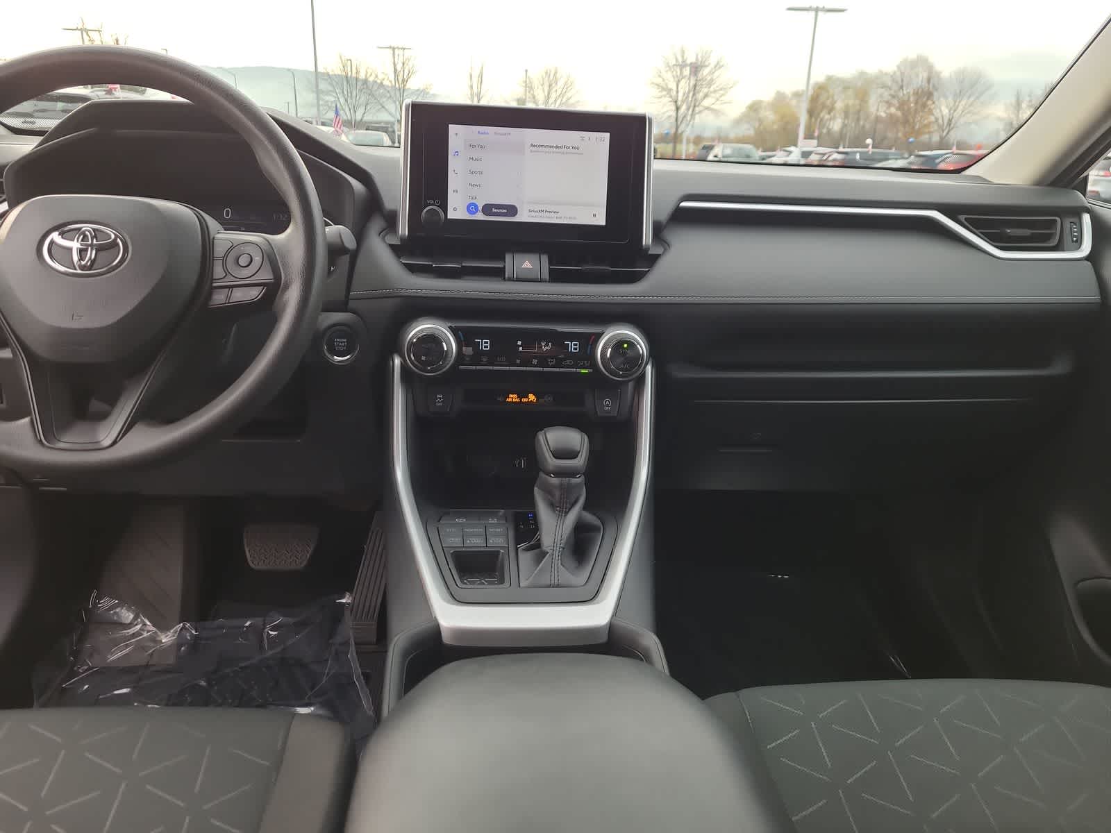 Thumbnail: 2024 Toyota RAV4 - 18