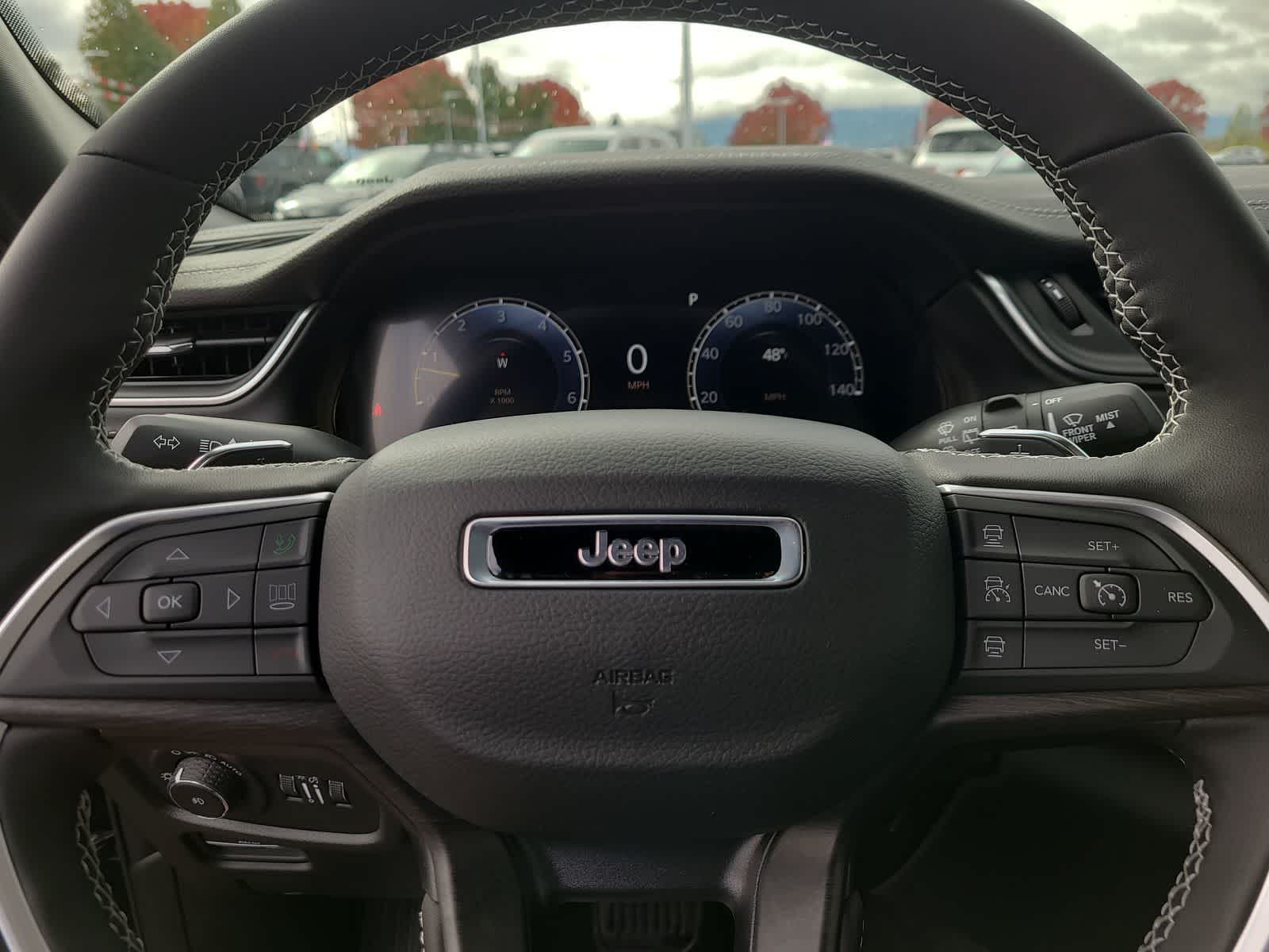 Thumbnail: 2025 Jeep Grand Cherokee - 23