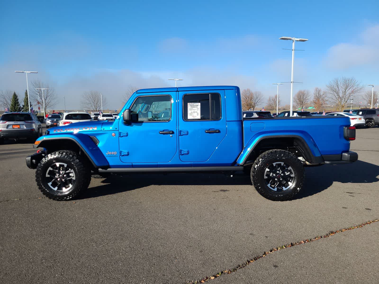 Thumbnail: 2026 Jeep Gladiator - 11