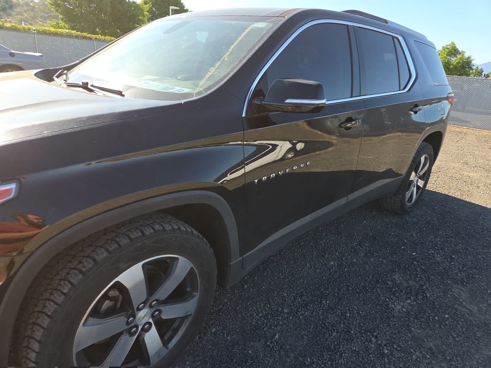 Thumbnail: 2018 Chevrolet Traverse - 2