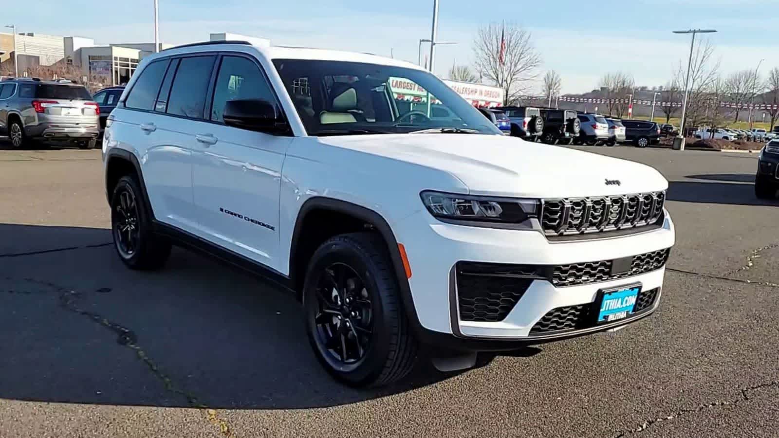 Thumbnail: 2026 Jeep Grand Cherokee - 2