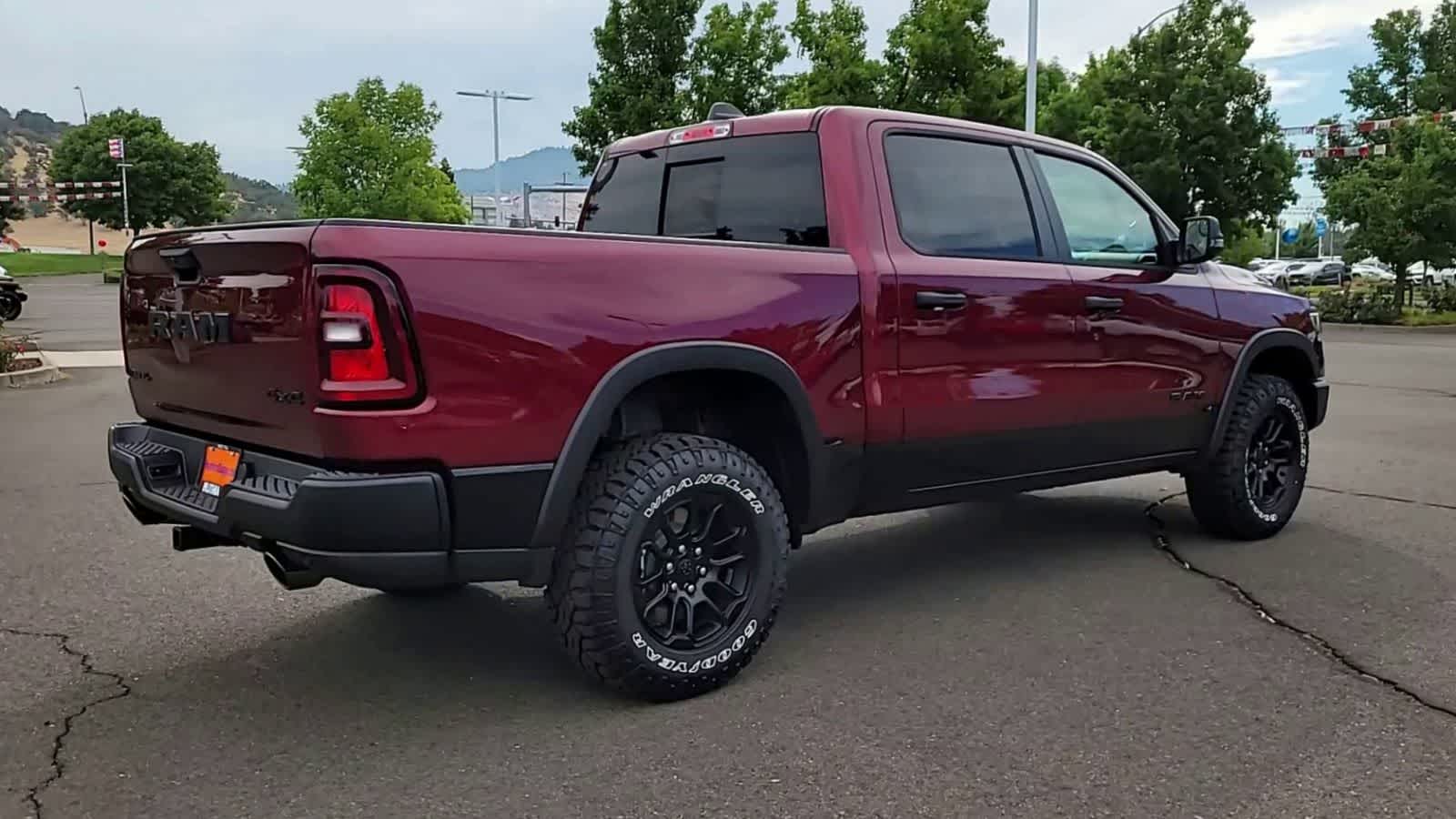 Thumbnail: 2025 RAM 1500 - 8