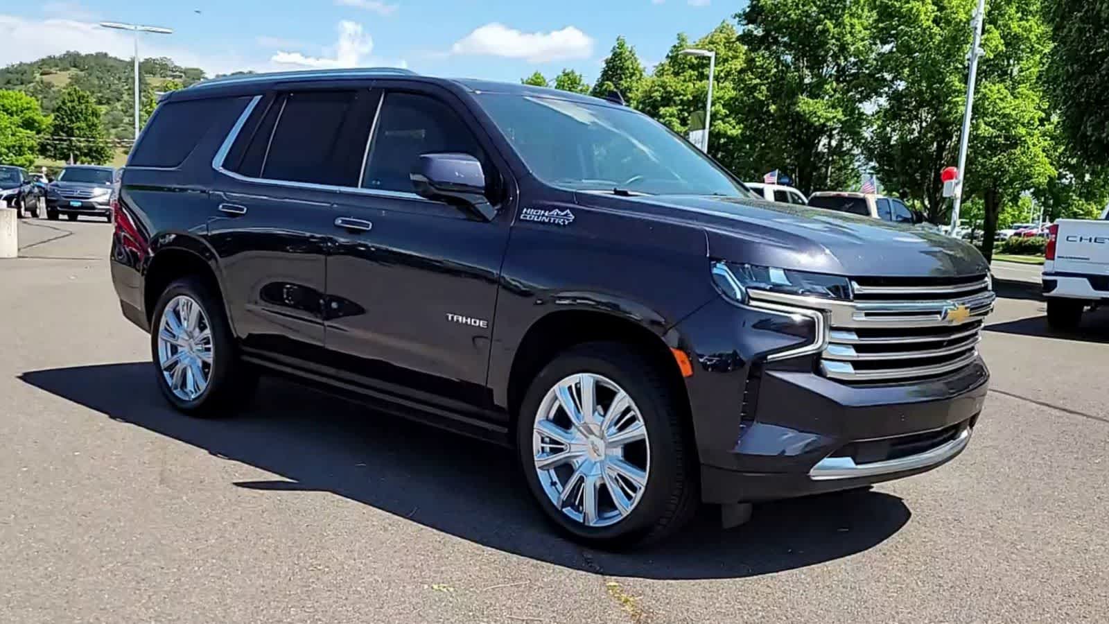 Thumbnail: 2024 Chevrolet Tahoe - 2