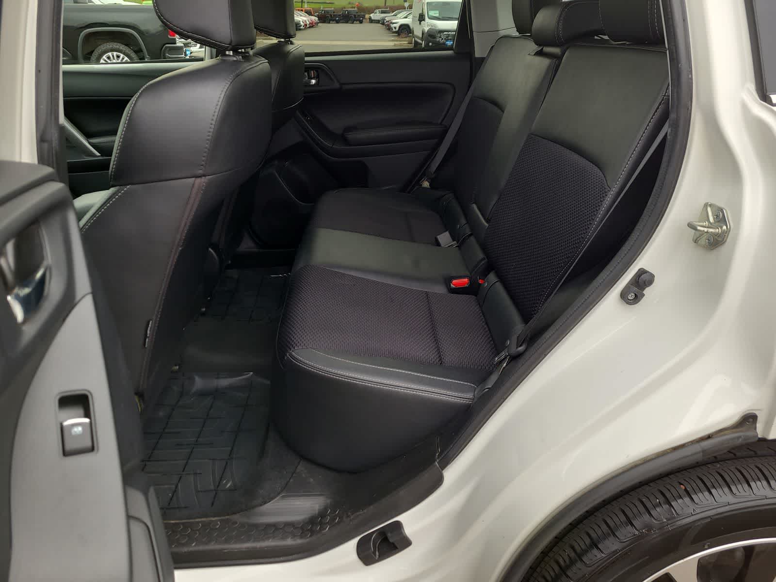 Thumbnail: 2017 Subaru Forester - 21