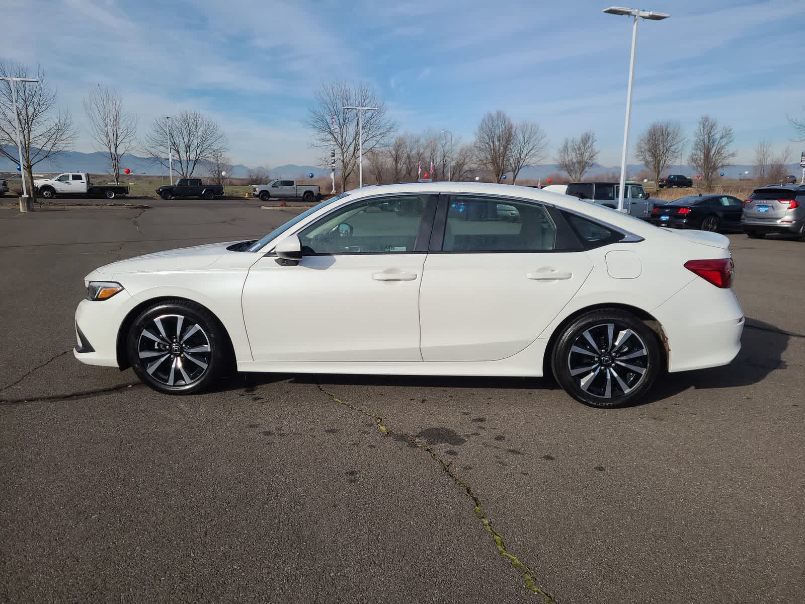 Thumbnail: 2023 Honda Civic - 11