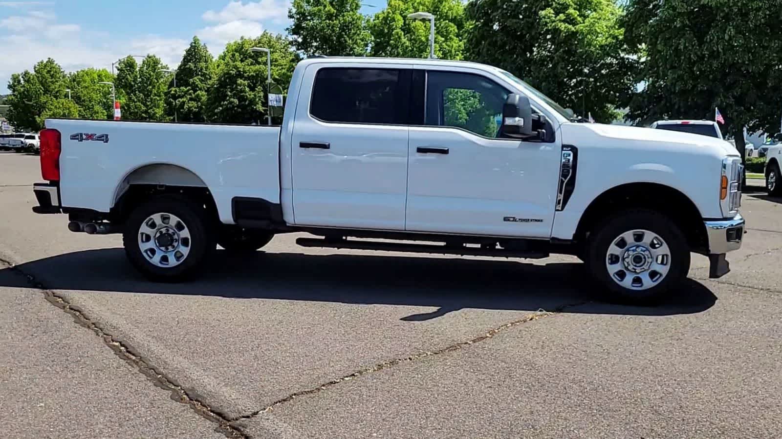 Thumbnail: 2024 Ford F-350 - 9