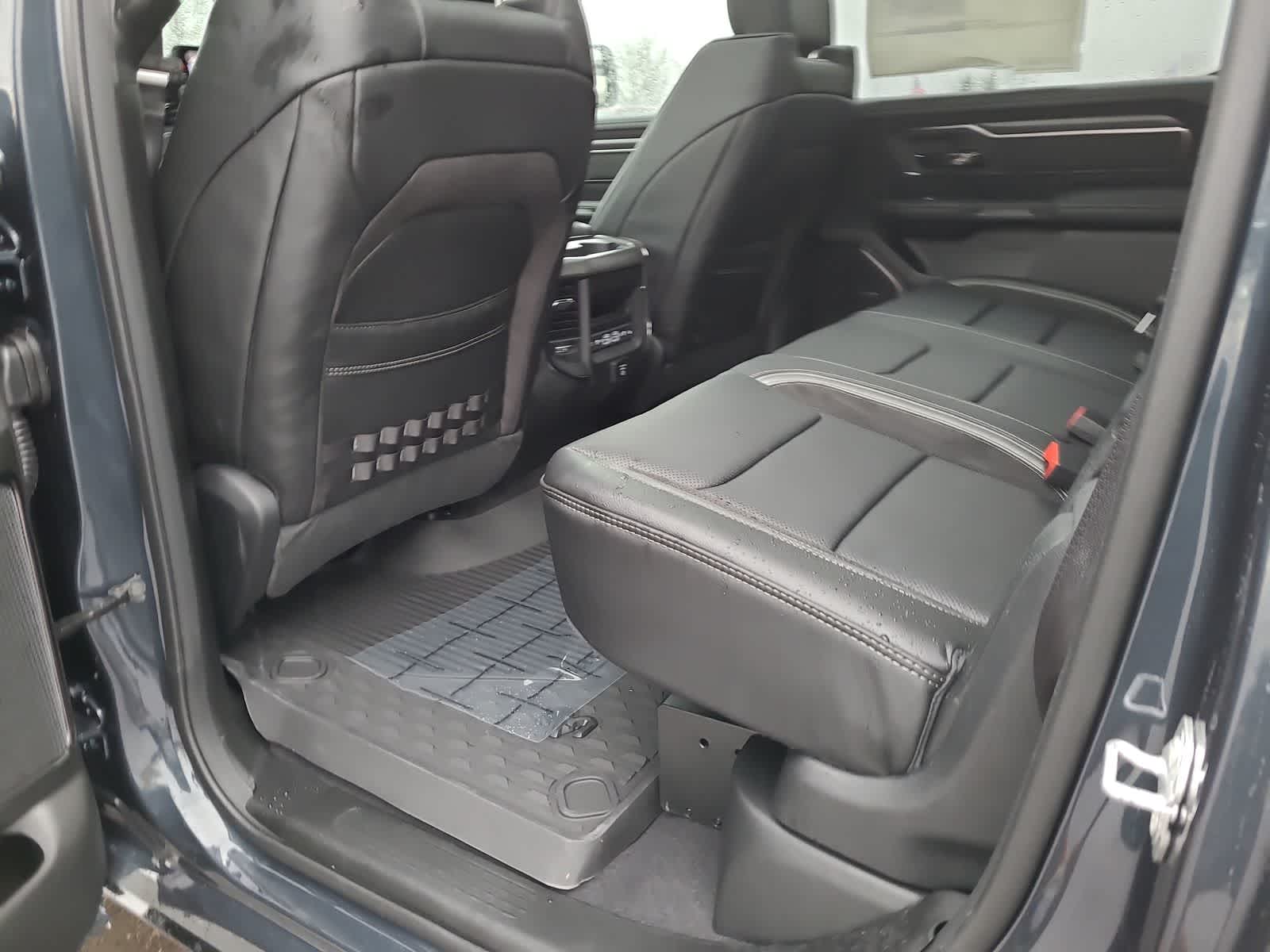 Thumbnail: 2026 RAM 1500 - 20