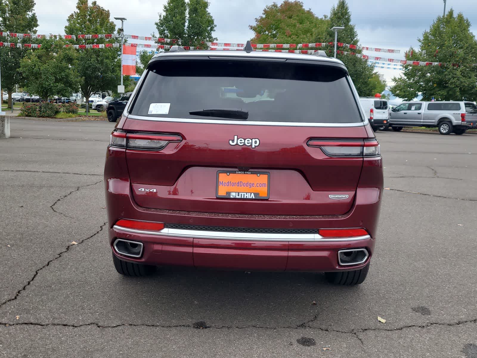 Thumbnail: 2025 Jeep Grand Cherokee - 13