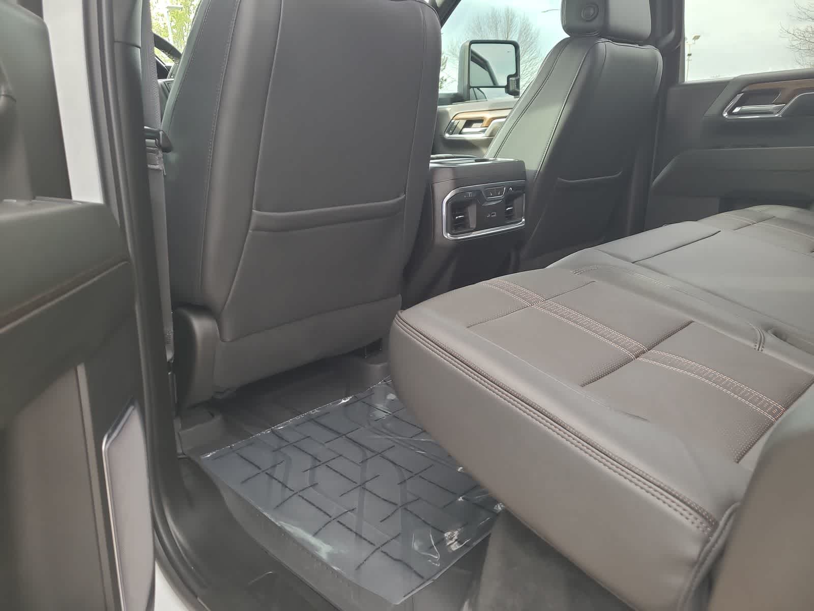 Thumbnail: 2024 Chevrolet Silverado 2500 - 20