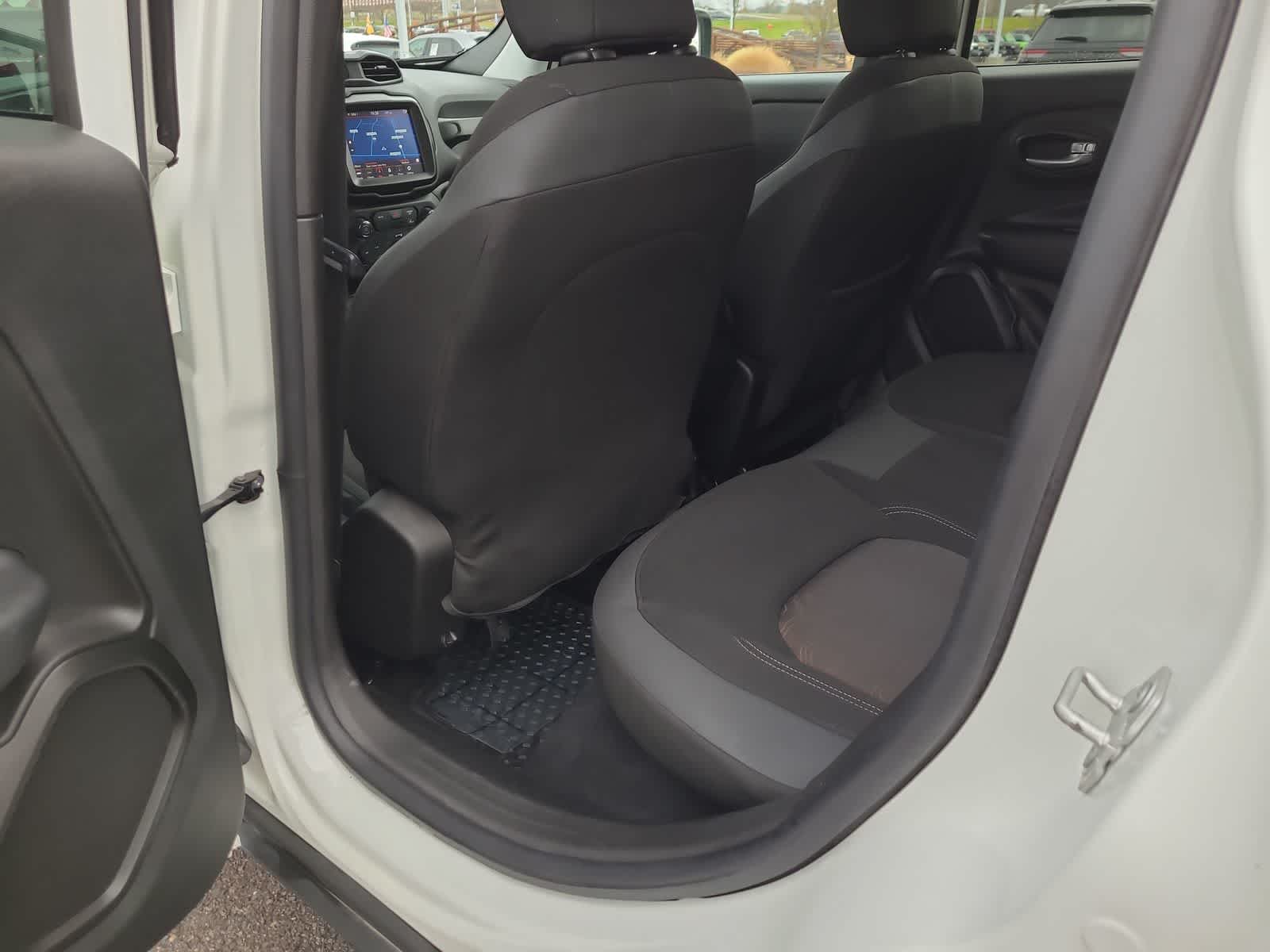 Thumbnail: 2023 Jeep Renegade - 20