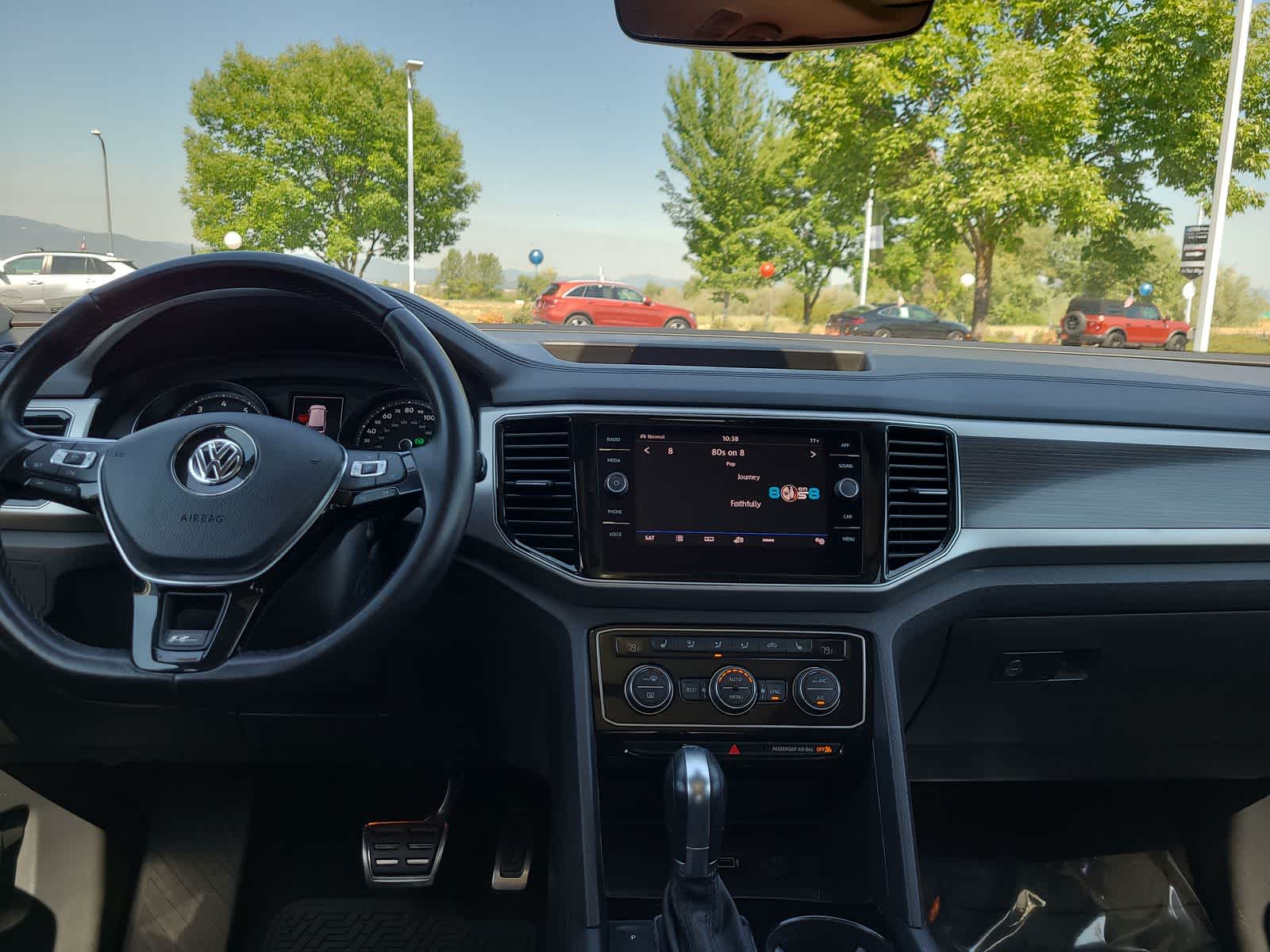 Thumbnail: 2018 Volkswagen Atlas - 18