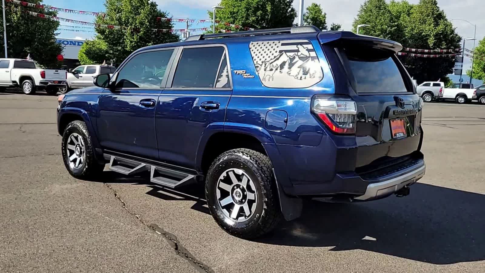 Thumbnail: 2021 Toyota 4Runner - 6