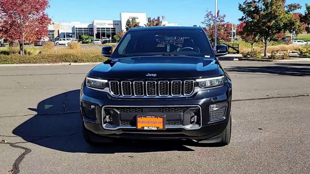 Used 2023 Jeep Grand Cherokee Overland SUV