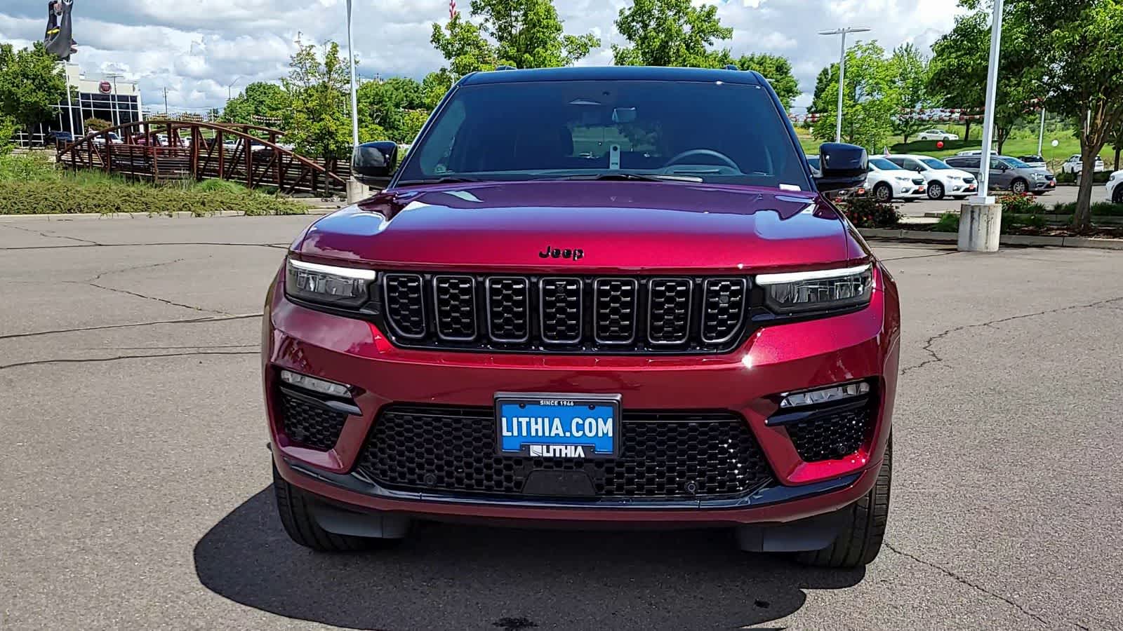 Thumbnail: 2025 Jeep Grand Cherokee - 3