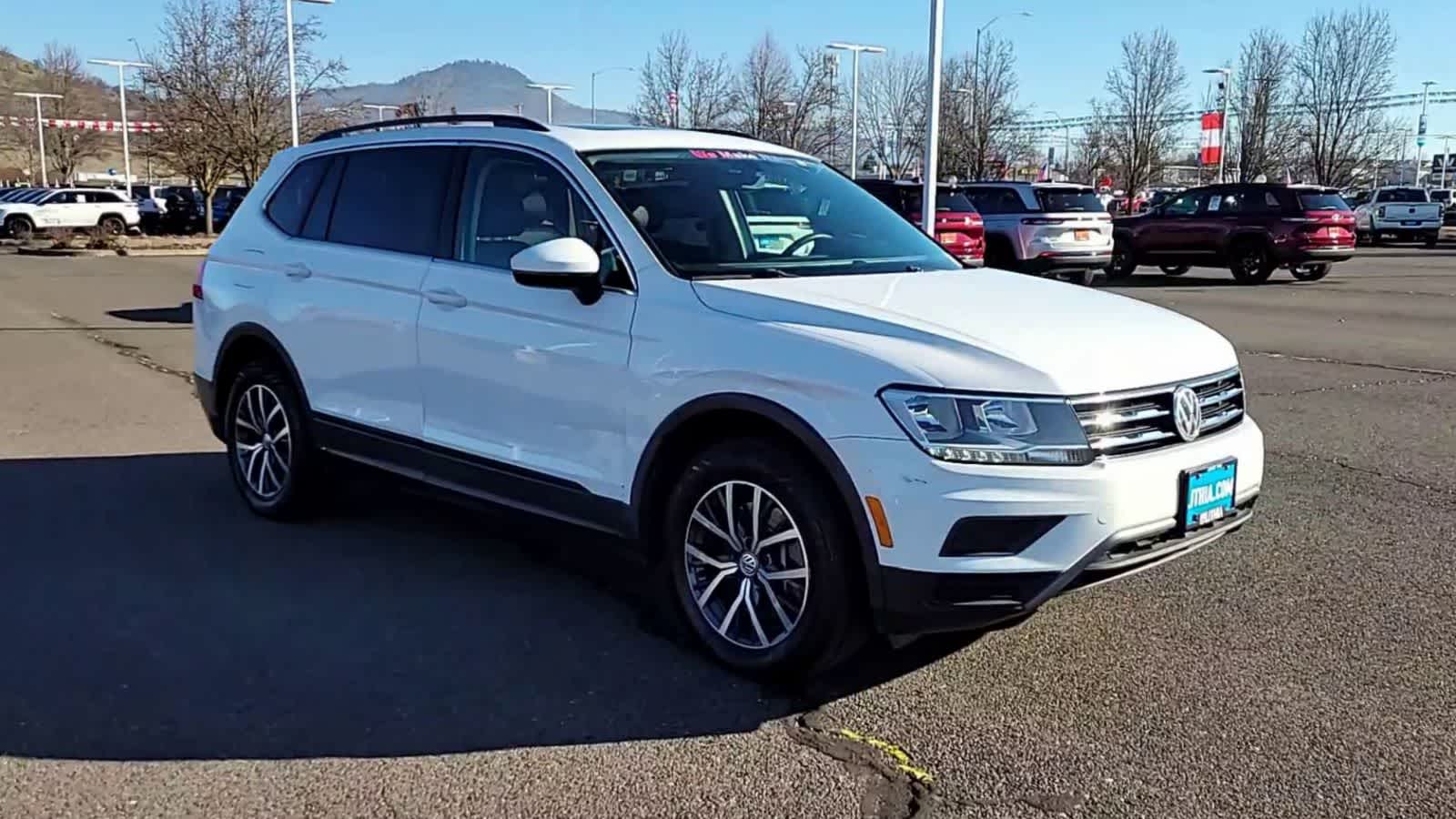 Thumbnail: 2019 Volkswagen Tiguan - 2