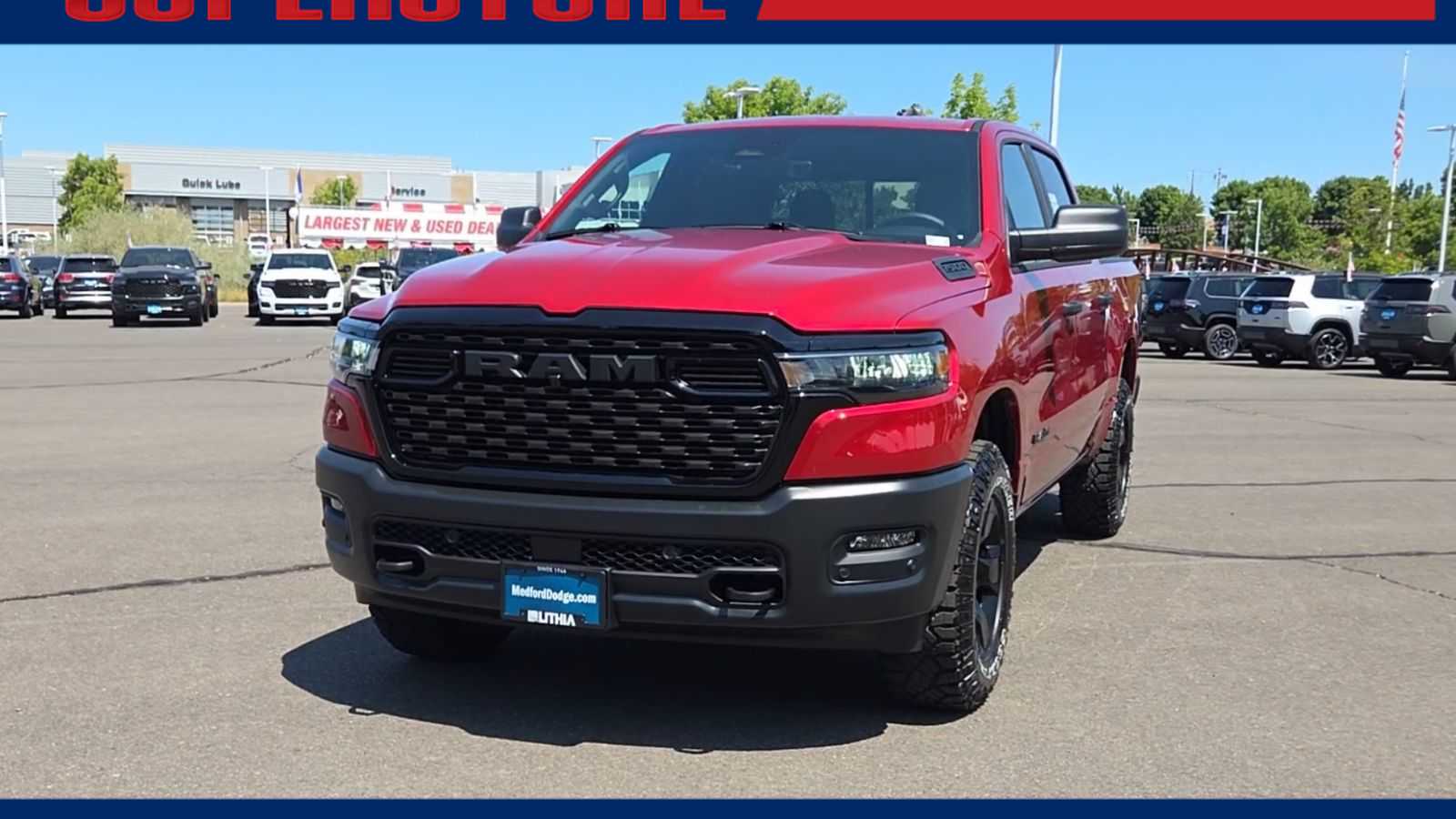 New 2026 Ram 1500 WARLOCK CREW CAB 4X4 5'7 BOX Pickup