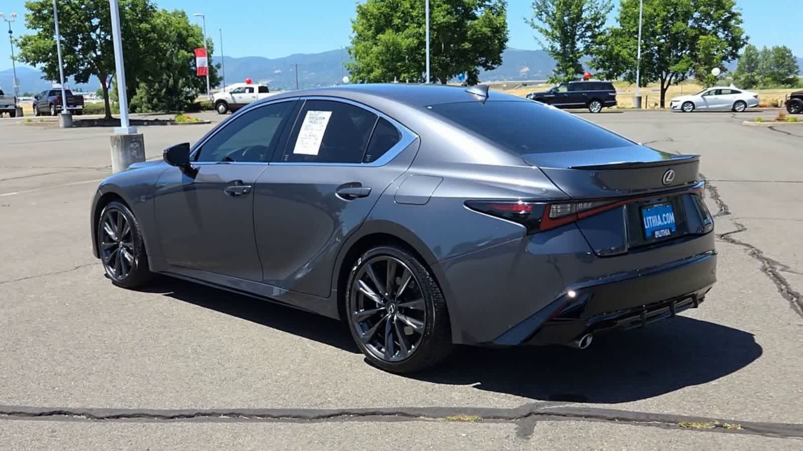 Thumbnail: 2024 Lexus ES - 5