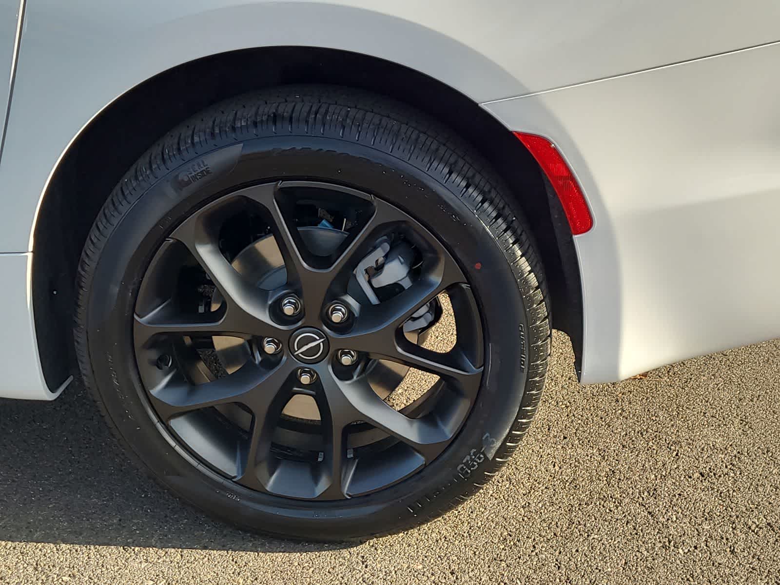 Thumbnail: 2026 Chrysler Pacifica - 16