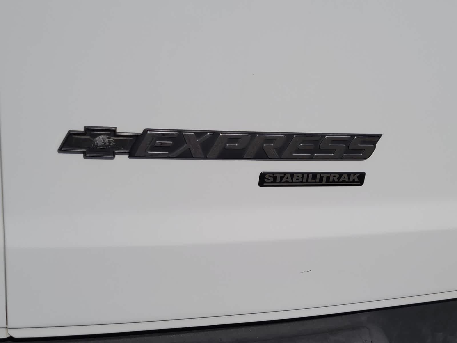 Thumbnail: 2013 Chevrolet Express - 15