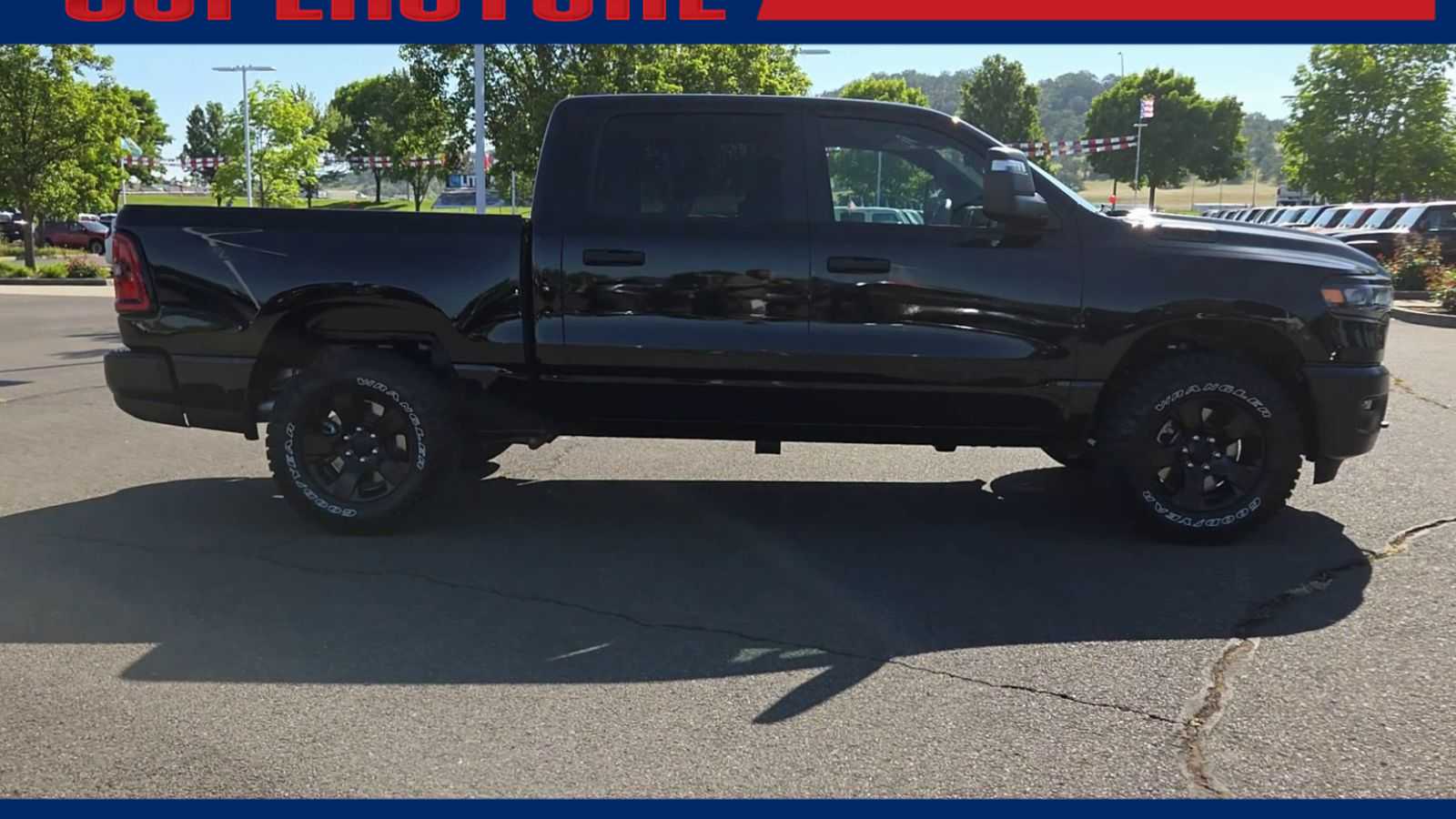 Thumbnail: 2026 RAM 1500 - 9