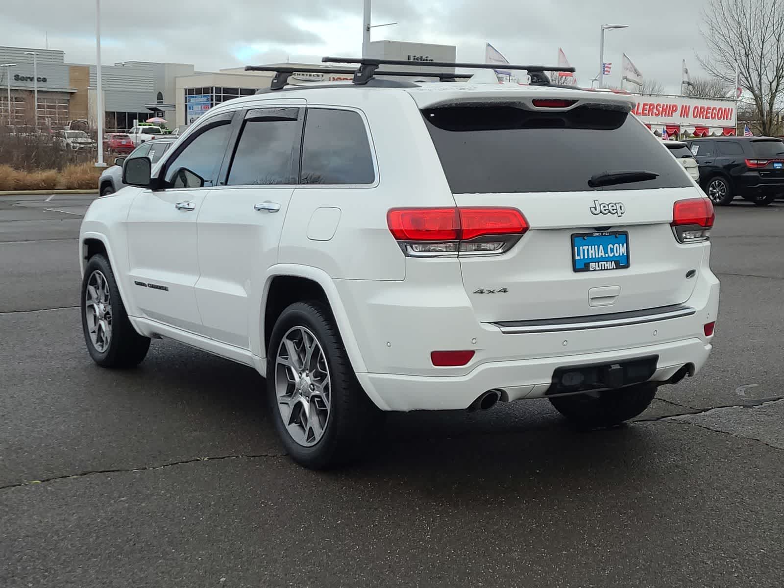 Thumbnail: 2020 Jeep Grand Cherokee - 12