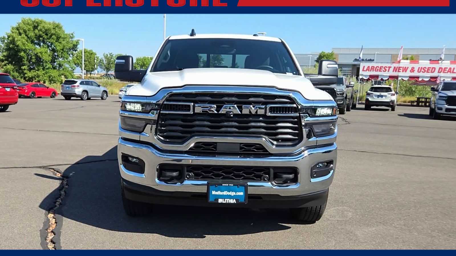New 2026 Ram 2500 TRADESMAN CREW CAB 4X4 8' BOX Pickup