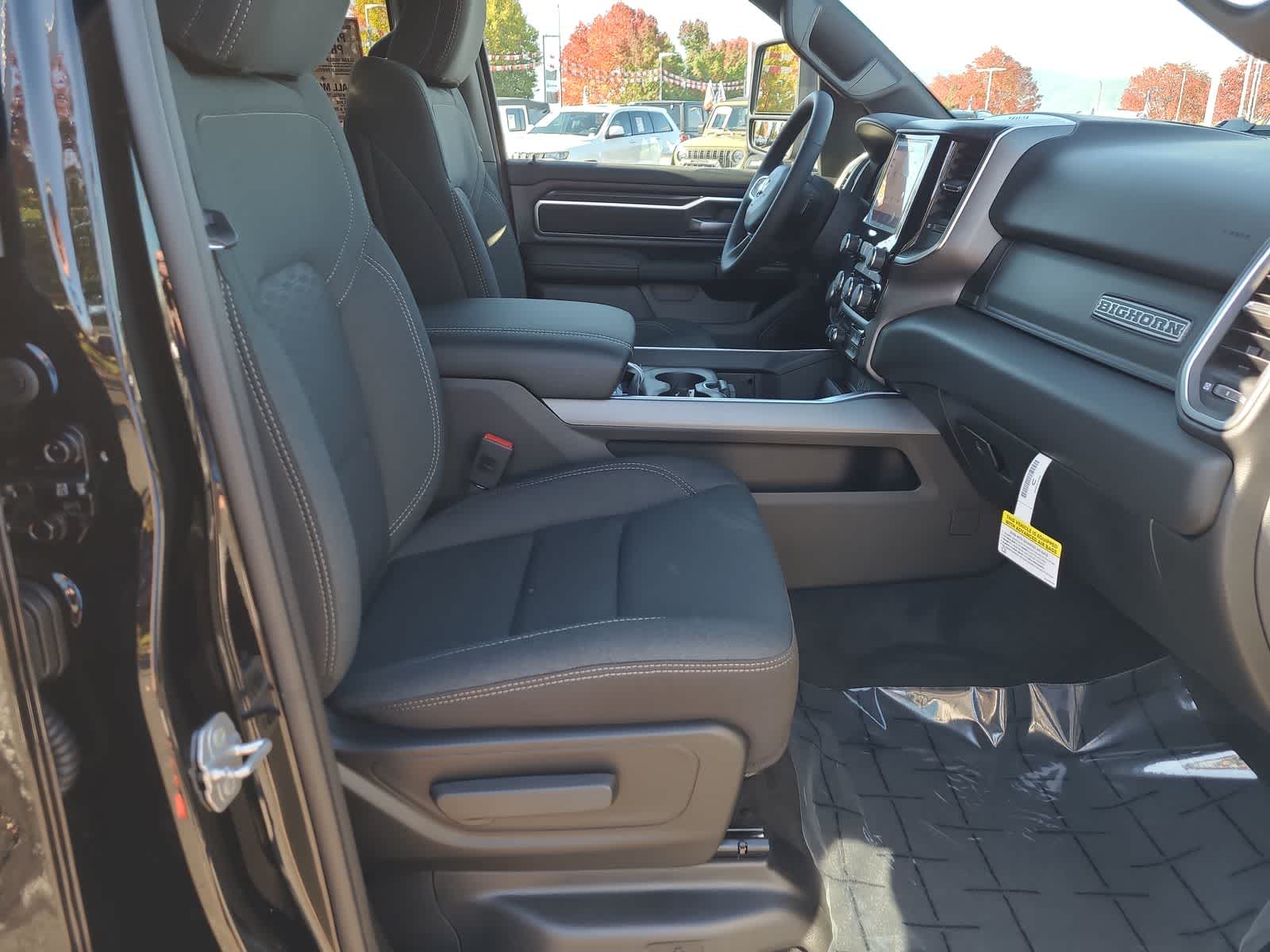 Thumbnail: 2026 RAM 1500 - 22