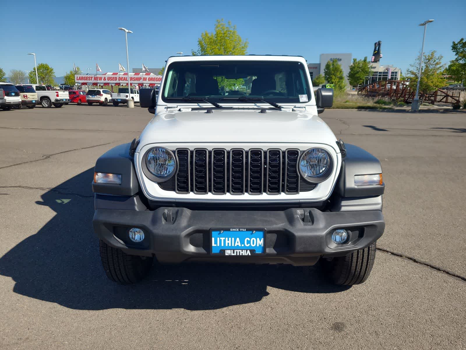 Thumbnail: 2026 Jeep Wrangler - 14