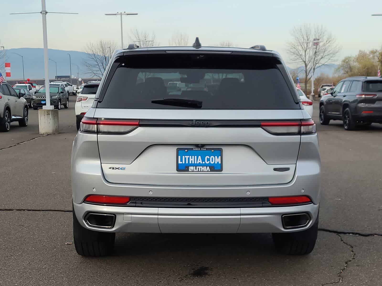 Thumbnail: 2023 Jeep Grand Cherokee - 13