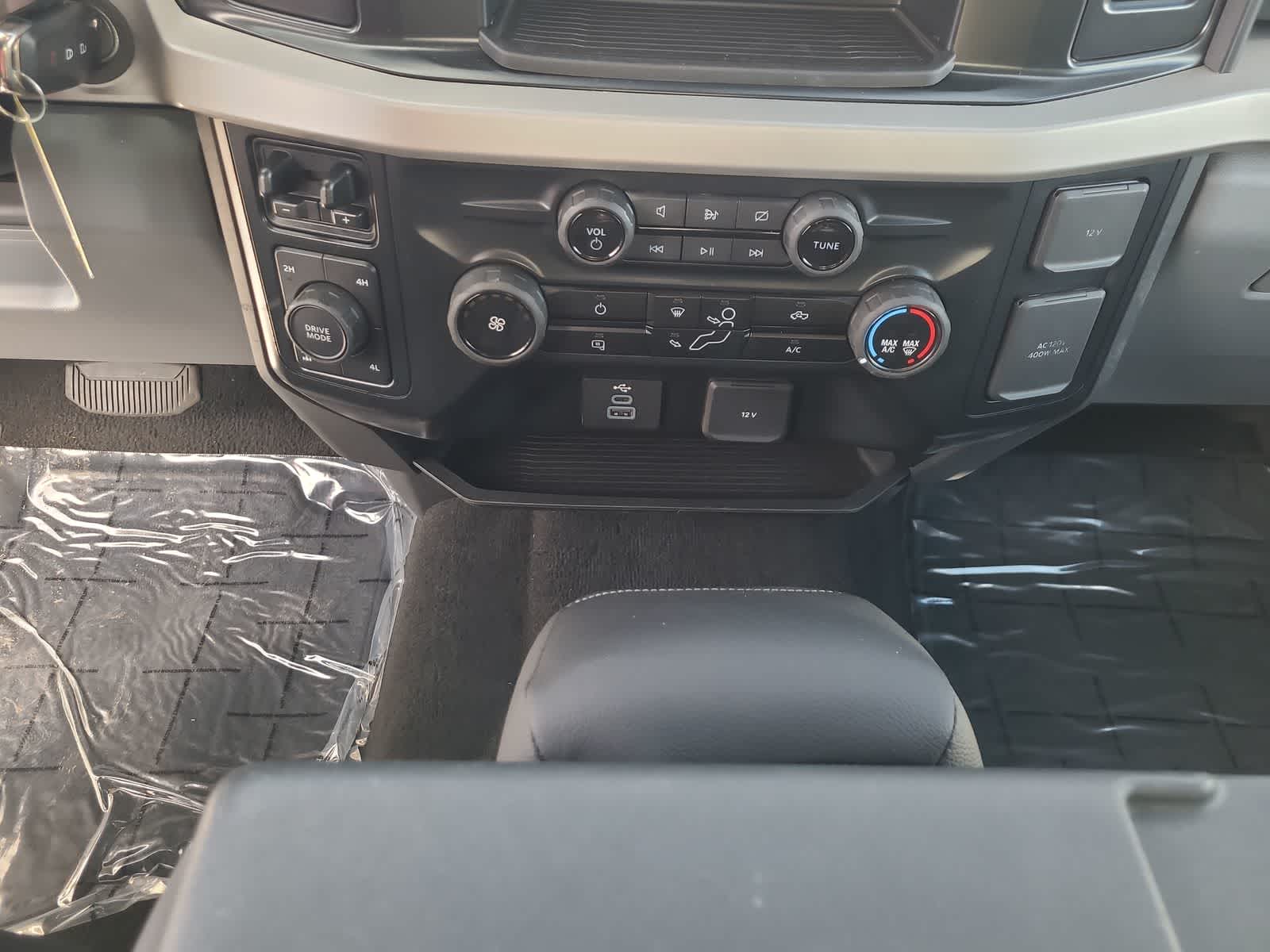 Thumbnail: 2023 Ford F-350 - 25