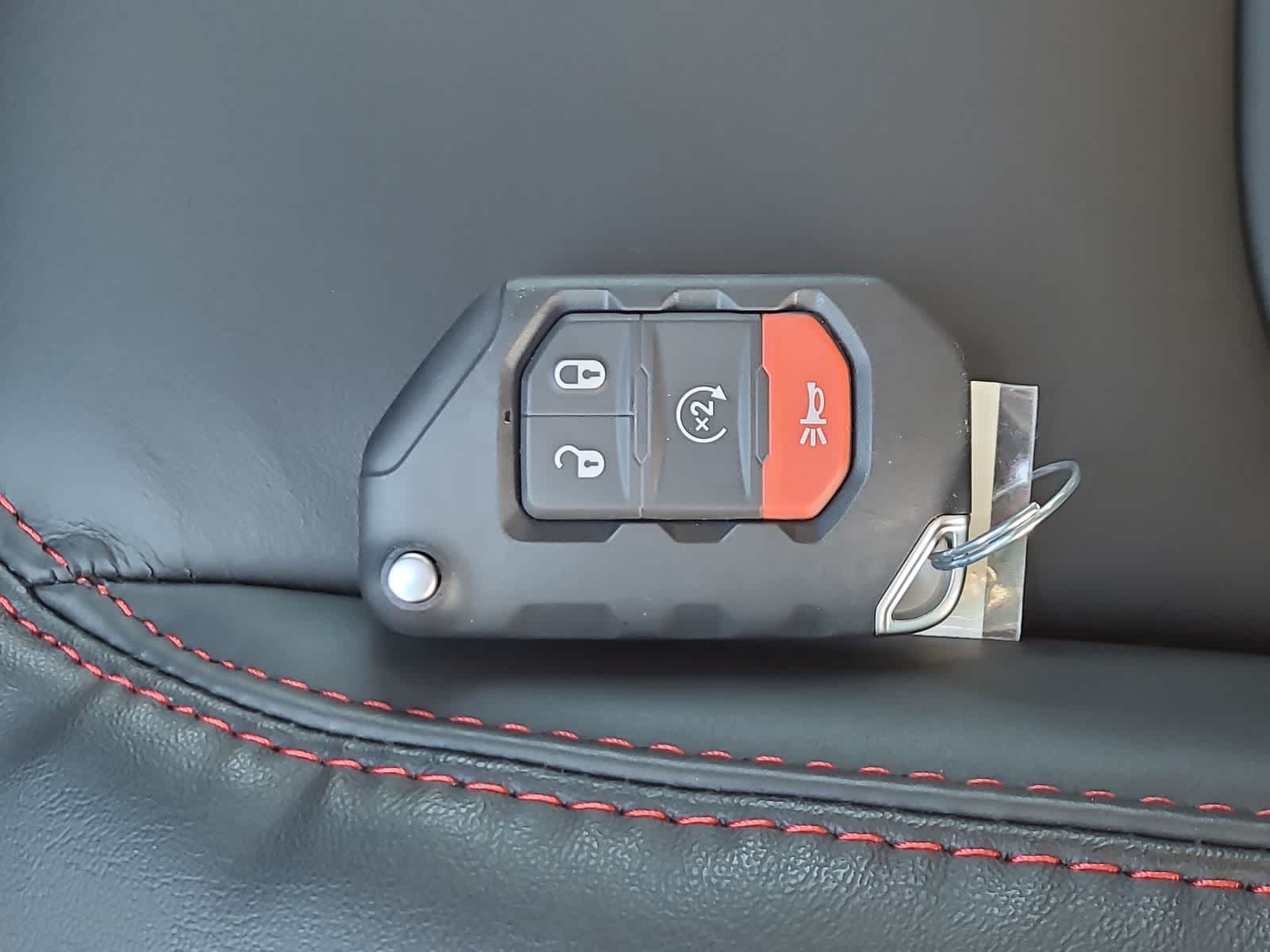 Thumbnail: 2026 Jeep Gladiator - 28