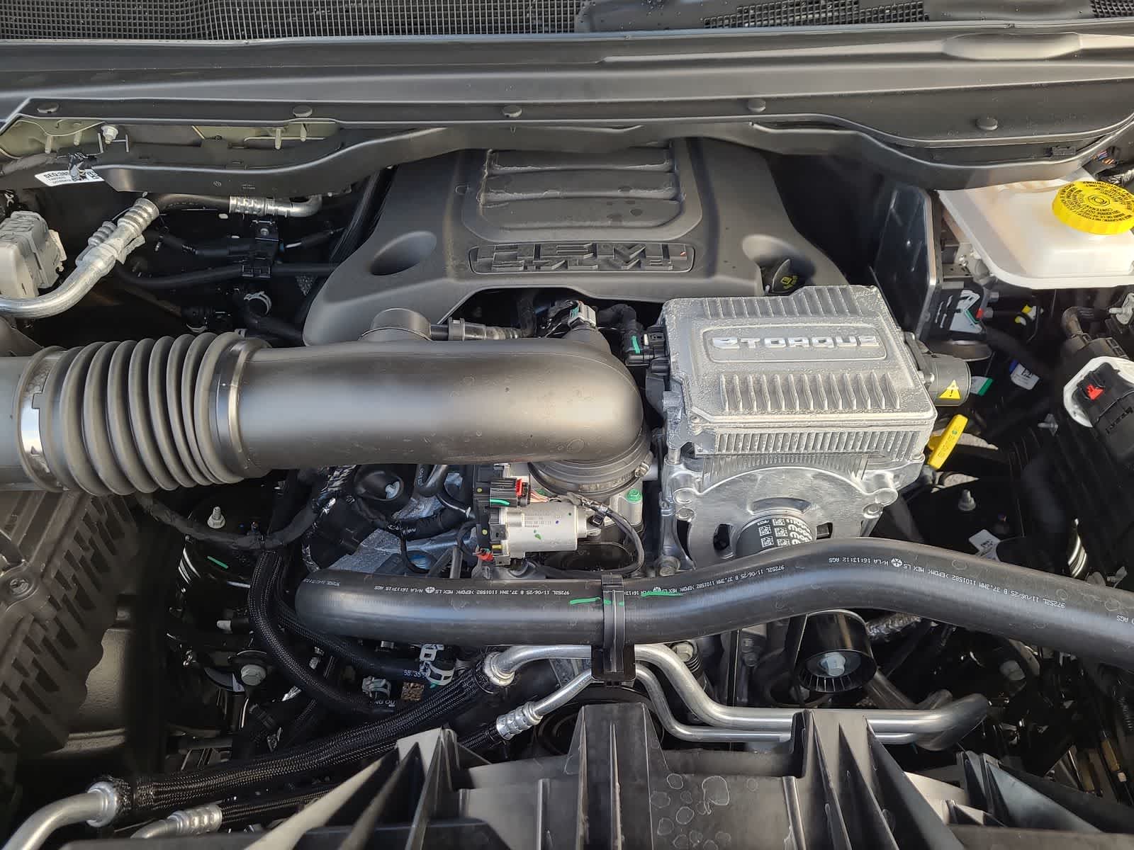 Thumbnail: 2026 RAM 1500 - 17