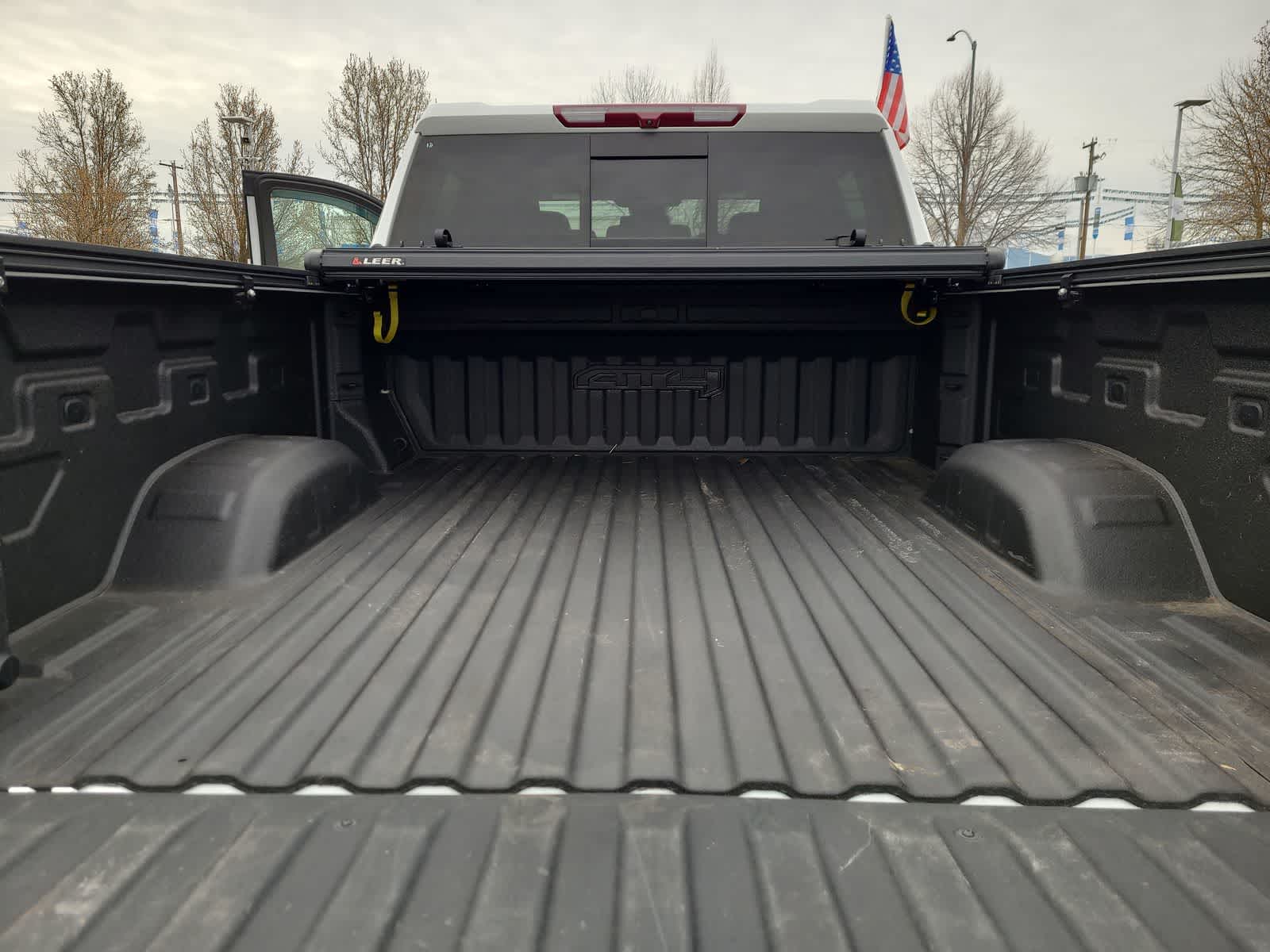 Thumbnail: 2024 GMC Sierra 2500 - 27