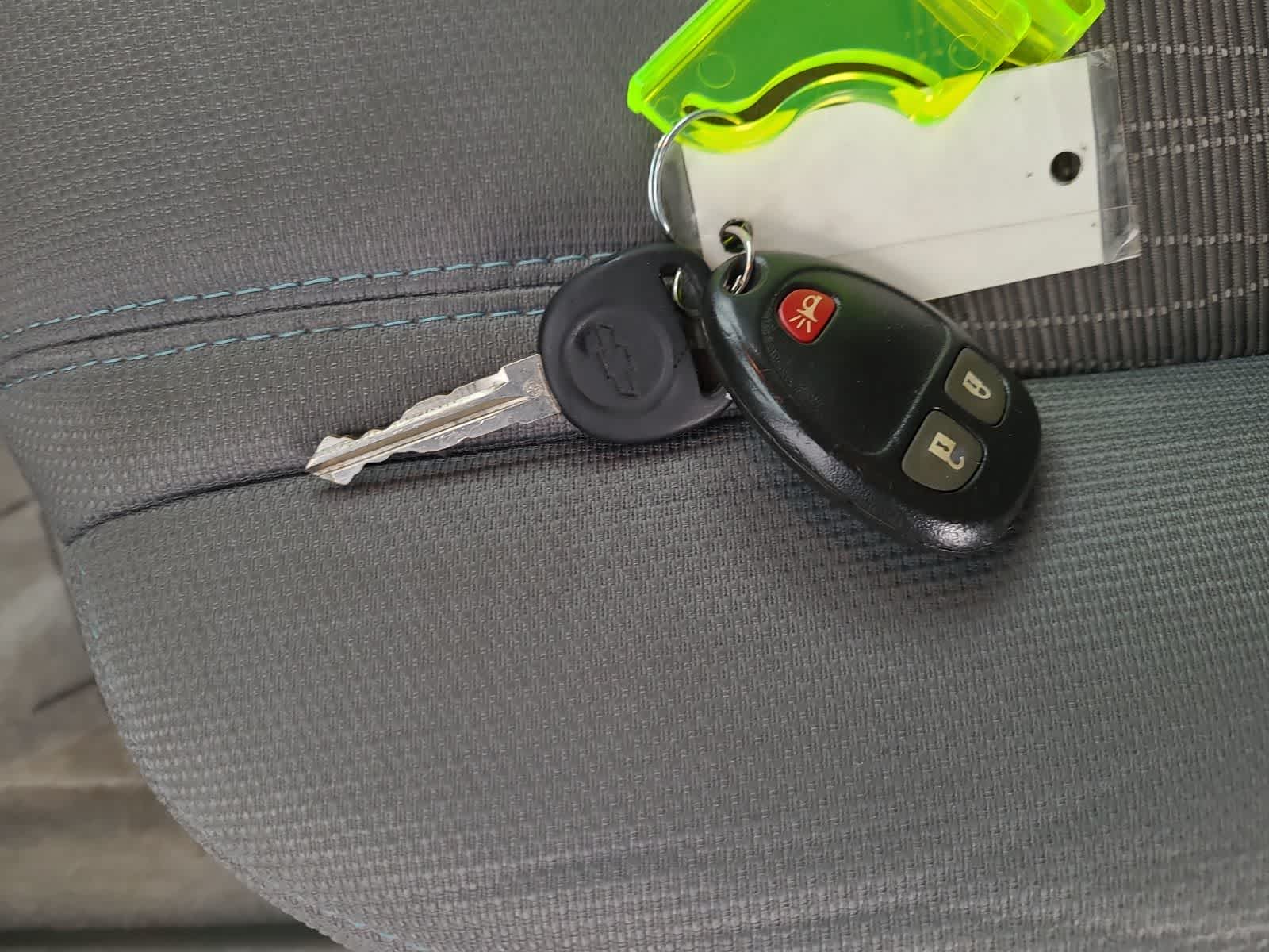 Thumbnail: 2013 Chevrolet Traverse - 28