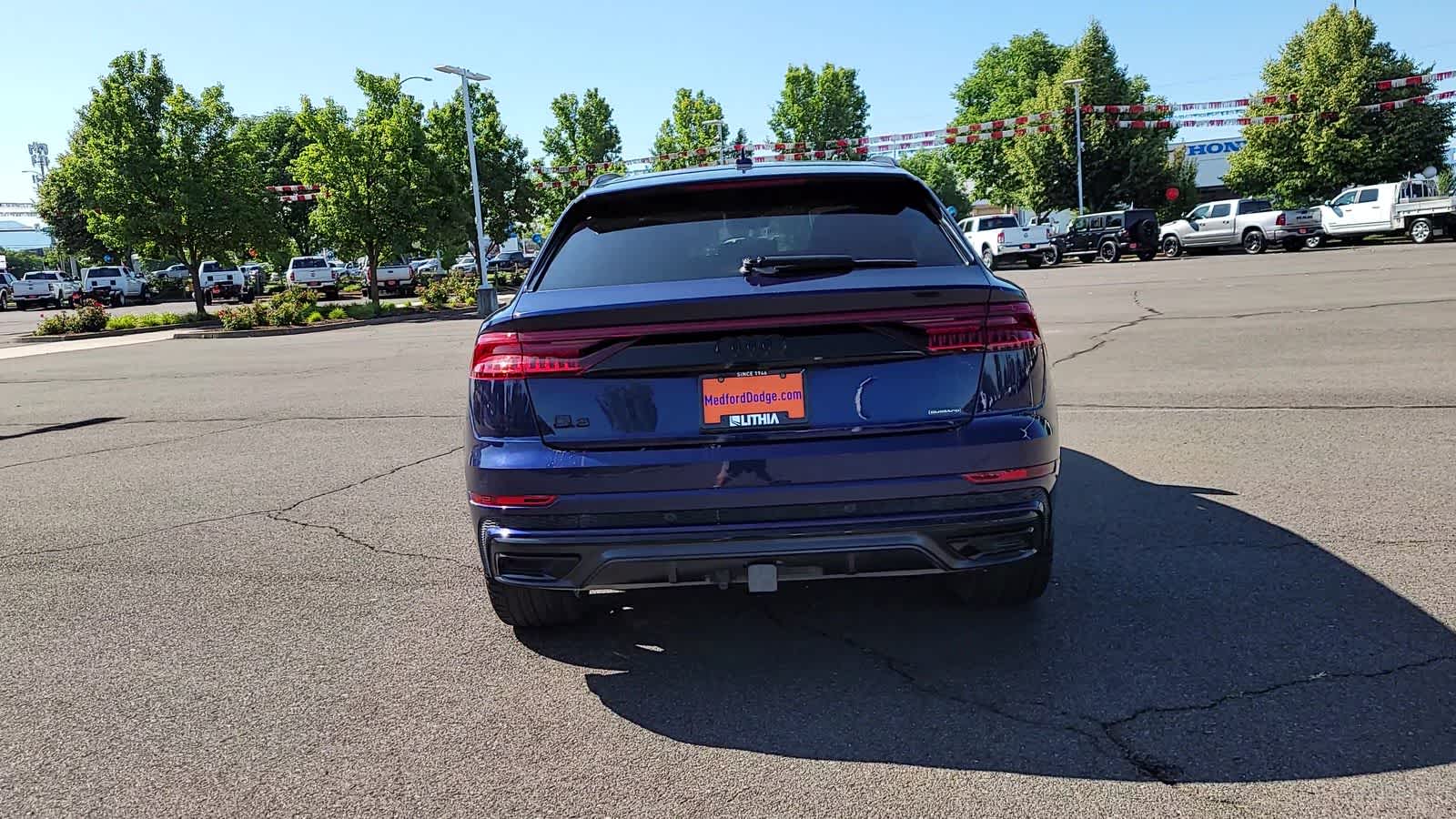 Thumbnail: 2021 Audi Q8 - 7