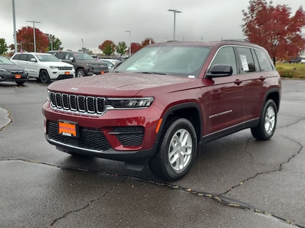 2025 Jeep Grand Cherokee LAREDO X 4X4 Sport Utility