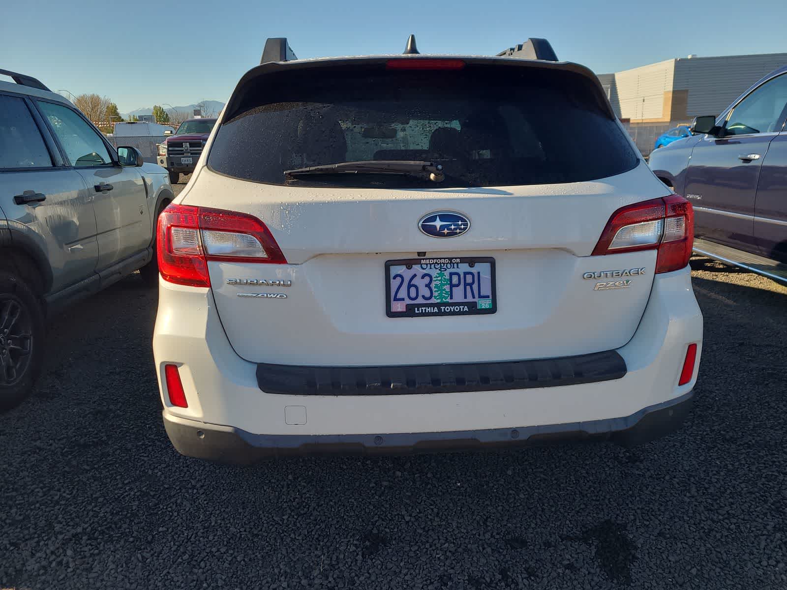 Thumbnail: 2017 Subaru Outback - 4