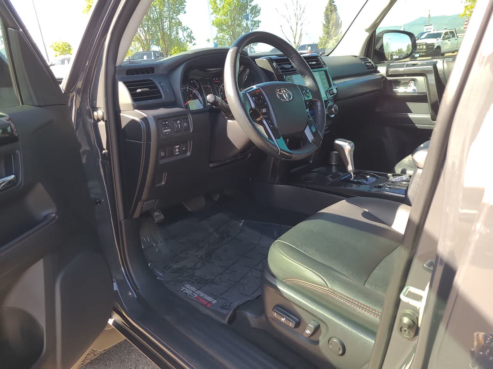 Thumbnail: 2024 Toyota 4Runner - 10