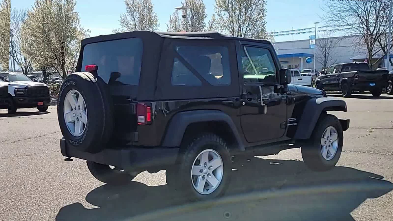 Thumbnail: 2018 Jeep Wrangler - 8