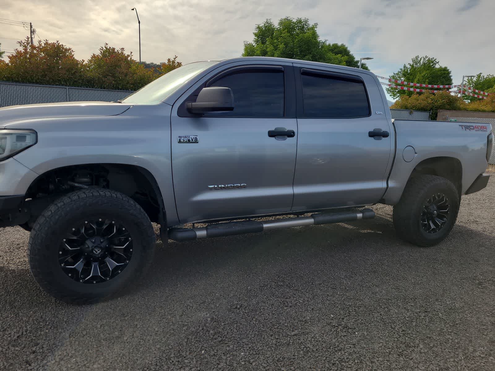 2015 Toyota Tundra SR5 2