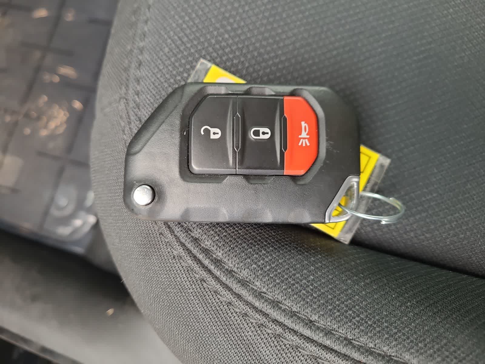 Thumbnail: 2022 Jeep Wrangler - 28